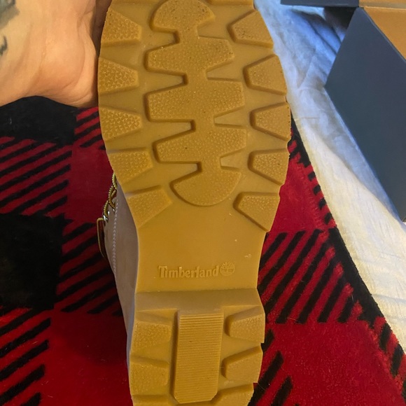 Women’s Timberland Boots - Picture 3 of 10